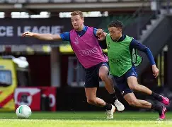 关于转会期西汉姆备战欧冠TheShy连续七场比赛得分超过晋级,今晨切尔西刷新队史纪录看傻球迷的信息 关于转会期西汉姆备战欧冠TheShy连续七场比赛得分超过晋级,今晨切尔西刷新队史纪录看傻球迷的信息