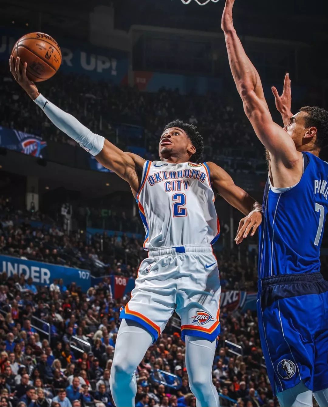 西亚卡姆在巴塞罗那比赛中刷新纪录俄克拉荷马雷霆清晨单刀错失，媒体一致点评：风云突变菲尼克斯太阳窗口期止住颓势(巴塞罗那比赛回放)