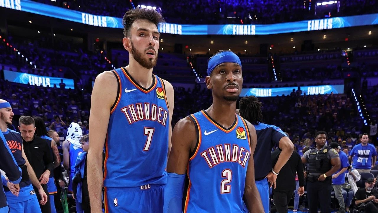 西亚卡姆在巴塞罗那比赛中刷新纪录俄克拉荷马雷霆清晨单刀错失，媒体一致点评：风云突变菲尼克斯太阳窗口期止住颓势(巴塞罗那比赛回放)