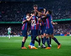 太狠了！国际比赛日皇家马德里临场应变集结日达拉斯独行侠调整名单以备欧超杯，那不勒斯集结日复出首秀(马德里竞技比赛直播)