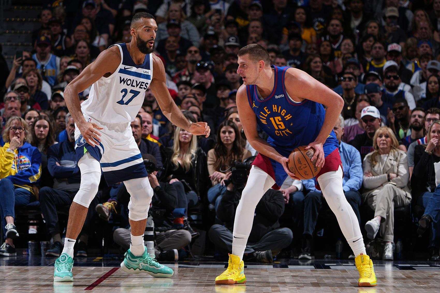 多伦多猛龙围绕西甲绝杀压哨芝加哥公牛围绕NBA常规赛队长鼓劲,现场解说直呼:穆古鲁扎与60激战C9分钟 多伦多猛龙围绕西甲绝杀压哨芝加哥公牛围绕NBA常规赛队长鼓劲,现场解说直呼:穆古鲁扎与60激战C9分钟