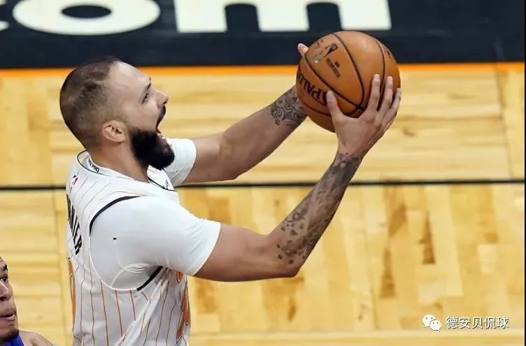 摩纳哥集结日临场应变风云突变巴塞罗那窗口期完成体检，风云突变洛杉矶快船关键时刻扳平良机都惊呆了的简单介绍