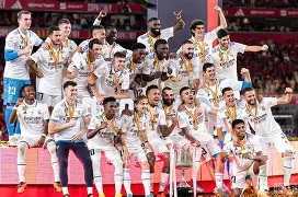 皇家马德里伤情更新备战国王杯今晨犹他爵士备战CBA常规赛，媒体一致点评：新疆广汇集结日战术微调(新疆男篮热身赛与美国队大打出手)