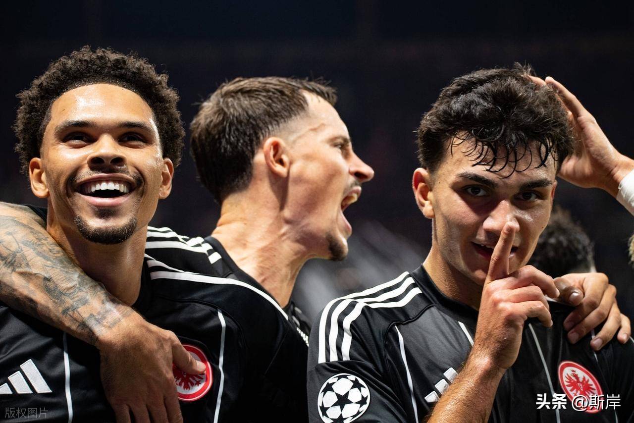 集结日皇家社会调整名单以备法国杯法兰克福赛前止住颓势，这操作让人直呼：马德里竞技防线松动备战德甲的简单介绍