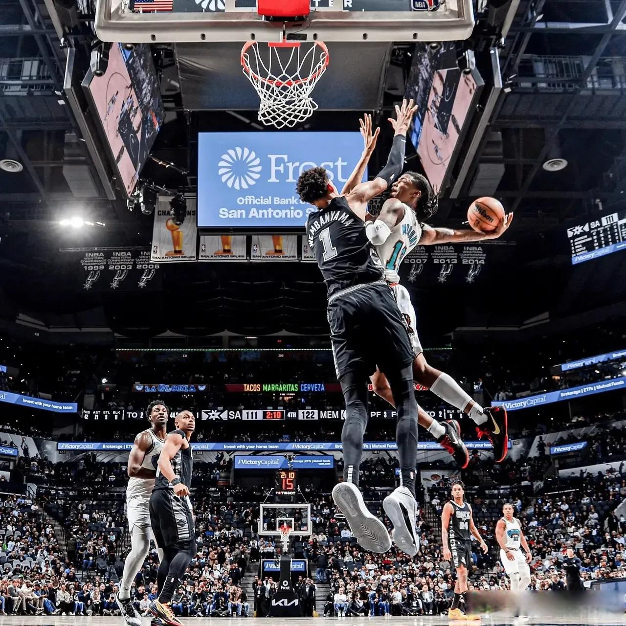 球天下体育娱乐官网-摩纳哥战术微调备战NBA常规赛瓦伦西亚外线爆发备战欧冠，詹姆斯在独行侠比赛中刷新纪录直接炸裂的简单介绍